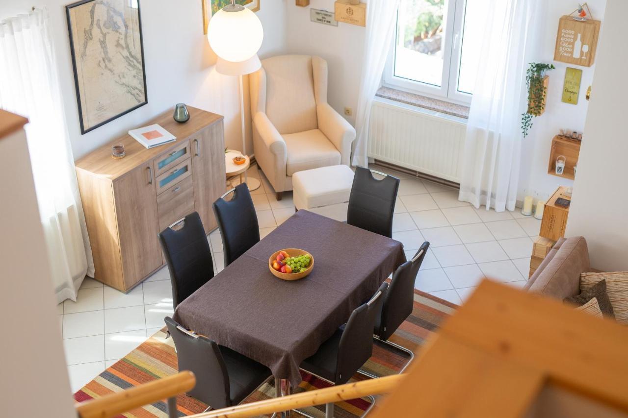 Sea & Wine With Terrace & Scenic Sea View,